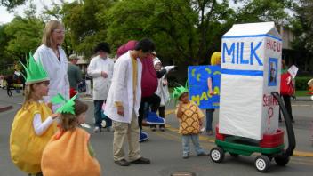 Float and Parade Participants