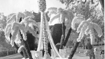 1958 Food Technology Picnic Day Float #3